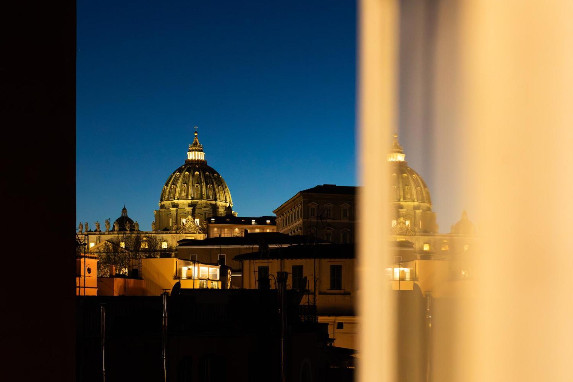 ローマPenthouse In Exclusive Borgo Pio Districtアパートメント エクステリア 写真