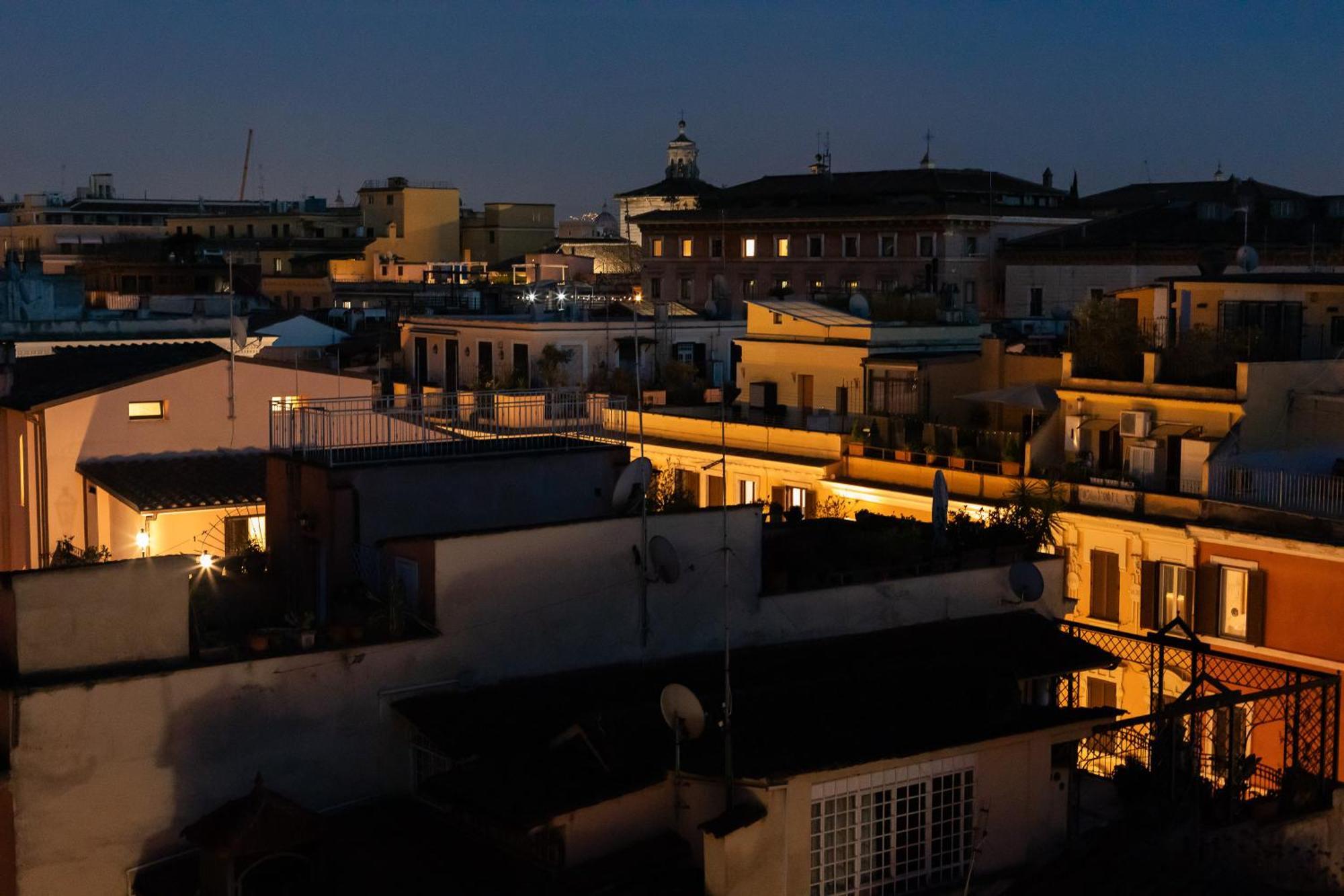 ローマPenthouse In Exclusive Borgo Pio Districtアパートメント エクステリア 写真
